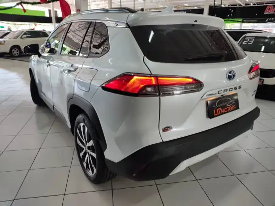 TOYOTA-COROLLA CROSS-2022