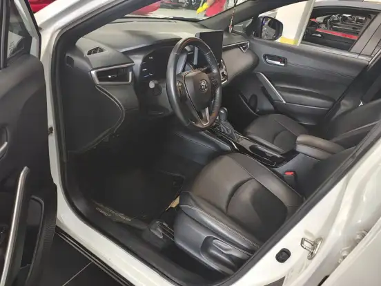 TOYOTA-COROLLA CROSS-2022