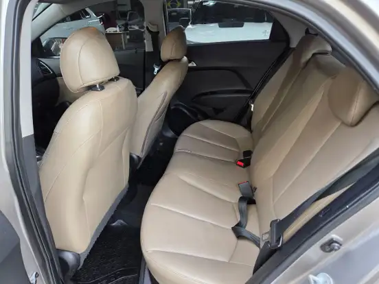 TOYOTA-COROLLA CROSS-2025