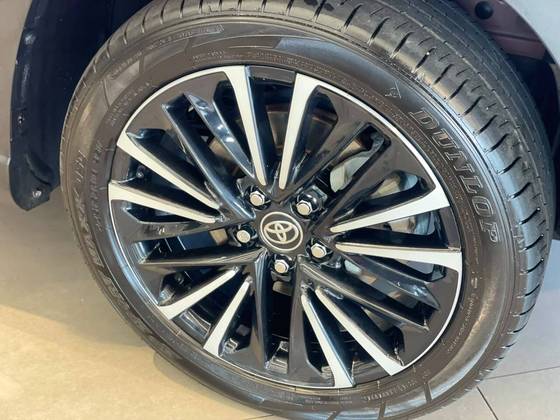 TOYOTA COROLLA CROSS 2.0 VVT-IE FLEX XRX DIRECT SHIFT