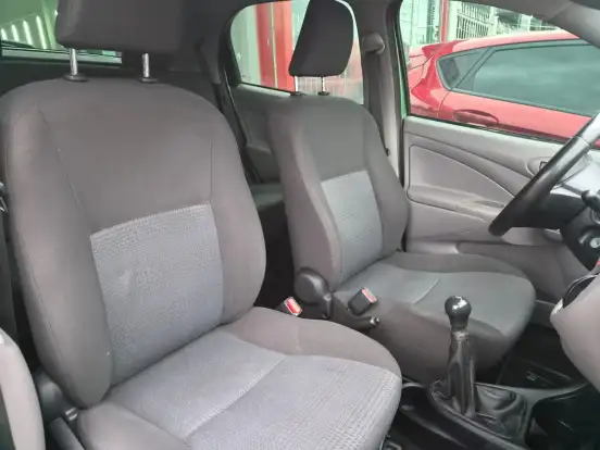 TOYOTA-ETIOS-1.3 X 16V FLEX 4P MANUAL TOYOTA-ETIOS-2013