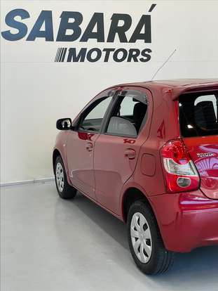 TOYOTA-ETIOS-1.3 XS 16V FLEX 4P MANUAL TOYOTA-ETIOS-2013