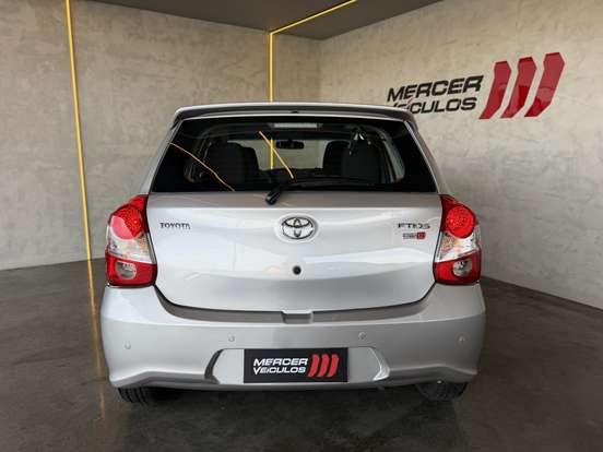 TOYOTA-ETIOS-1.5 READY 16V FLEX 4P AUTOMÁTICO TOYOTA-ETIOS-2016