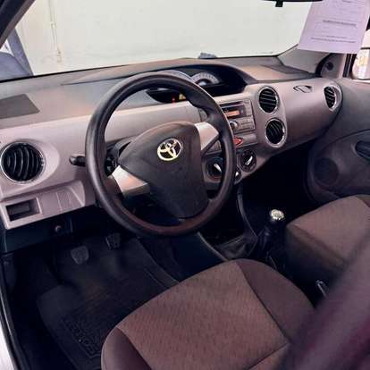 TOYOTA-ETIOS-1.5 XLS 16V FLEX 4P MANUAL TOYOTA-ETIOS-2013