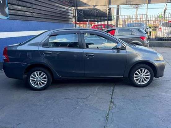 TOYOTA-ETIOS-1.5 XLS SEDAN 16V FLEX 4P MANUAL TOYOTA-ETIOS-2015