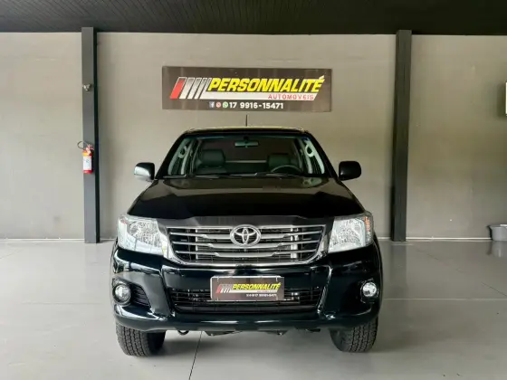 TOYOTA HILUX 2.7 SR 4X2 CD 16V FLEX 4P AUTOMÁTICO