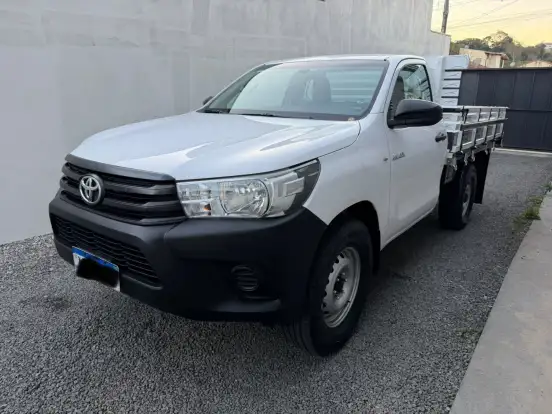 TOYOTA-HILUX-2.8 4X4 CS 16V TURBO DIESEL 2P MANUAL TOYOTA-HILUX-2018