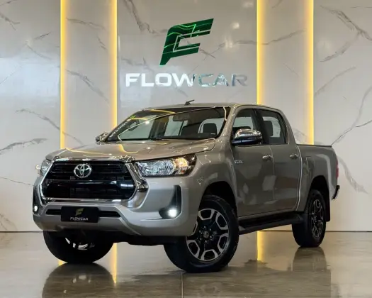 TOYOTA HILUX 2.8 D-4D TURBO DIESEL CD SRV 4X4 AUTOMÁTICO
