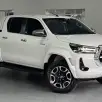 TOYOTA HILUX 2.8 D-4D TURBO DIESEL CD SRX 4X4 AUTOMÁTICO TOYOTA HILUX 2.8 D-4D TURBO DIESEL CD SRX 4X4 AUTOMÁTICO
