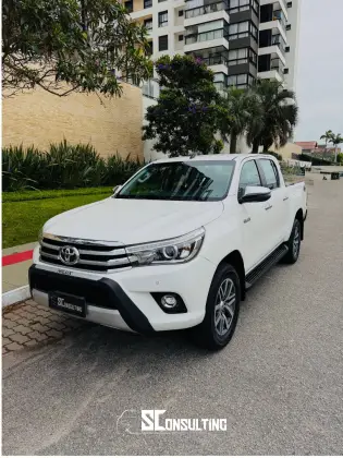 TOYOTA HILUX 2.8 SRX 4X4 CD 16V DIESEL 4P AUTOMÁTICO