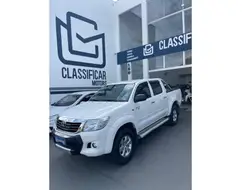 TOYOTA HILUX 2.7 SR 4X2 CD 16V FLEX 4P AUTOMÁTICO TOYOTA HILUX 2.7 SR 4X2 CD 16V FLEX 4P AUTOMÁTICO