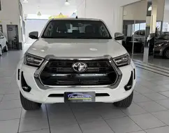 TOYOTA HILUX 2.8 D-4D TURBO DIESEL CD CONQUEST 4X4 AUTOMÁTICO TOYOTA HILUX 2.8 D-4D TURBO DIESEL CD CONQUEST 4X4 AUTOMÁTICO