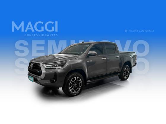 TOYOTA HILUX 2.8 D-4D TURBO DIESEL CD SRV 4X4 AUTOMÁTICO
