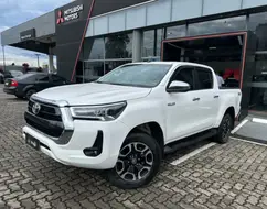 TOYOTA HILUX 2.8 D-4D TURBO DIESEL CD SRV 4X4 AUTOMÁTICO TOYOTA HILUX 2.8 D-4D TURBO DIESEL CD SRV 4X4 AUTOMÁTICO