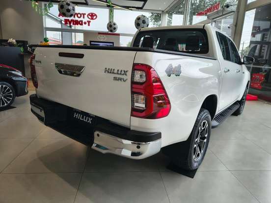 TOYOTA-HILUX-2026