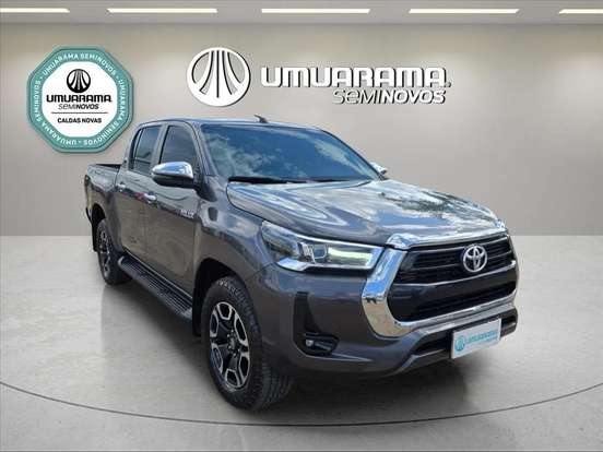 TOYOTA-HILUX-2024