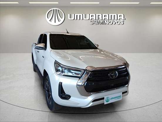 TOYOTA-HILUX-2022