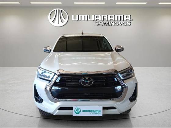 TOYOTA HILUX 2.8 D-4D TURBO DIESEL CD SRX 4X4 AUTOMÁTICO