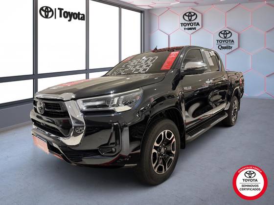TOYOTA HILUX 2.8 D-4D TURBO DIESEL CD SRX 4X4 AUTOMÁTICO