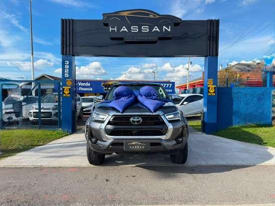 TOYOTA-HILUX-2024