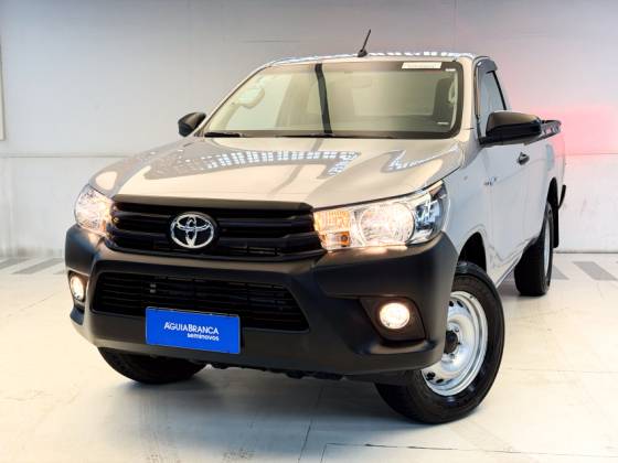 TOYOTA HILUX 2.8 D-4D TURBO DIESEL CS 4X4 AUTOMÁTICO
