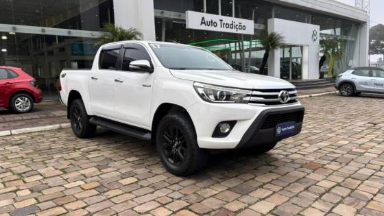 TOYOTA HILUX 2.8 SRX 4X4 CD 16V DIESEL 4P AUTOMÁTICO