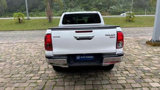 TOYOTA-HILUX-2.8 SRX 4X4 CD 16V DIESEL 4P AUTOMÁTICO TOYOTA-HILUX-2017
