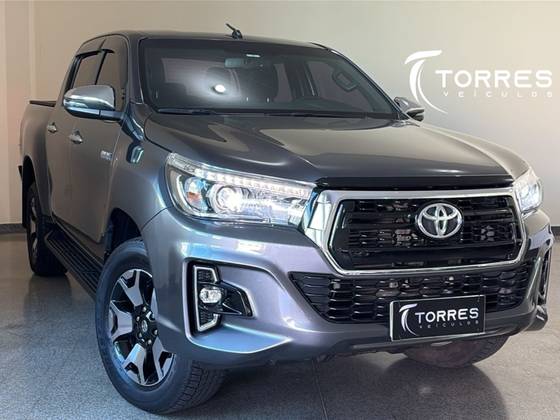 TOYOTA HILUX 2.8 SRX 4X4 CD 16V DIESEL 4P AUTOMÁTICO
