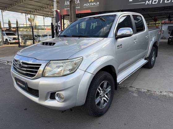 TOYOTA HILUX 3.0 SRV 4X4 CD 16V TURBO INTERCOOLER DIESEL 4P AUTOMÁTICO