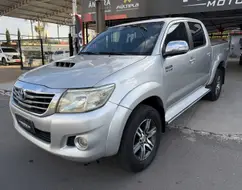TOYOTA HILUX 3.0 SRV 4X4 CD 16V TURBO INTERCOOLER DIESEL 4P AUTOMÁTICO TOYOTA HILUX 3.0 SRV 4X4 CD 16V TURBO INTERCOOLER DIESEL 4P AUTOMÁTICO