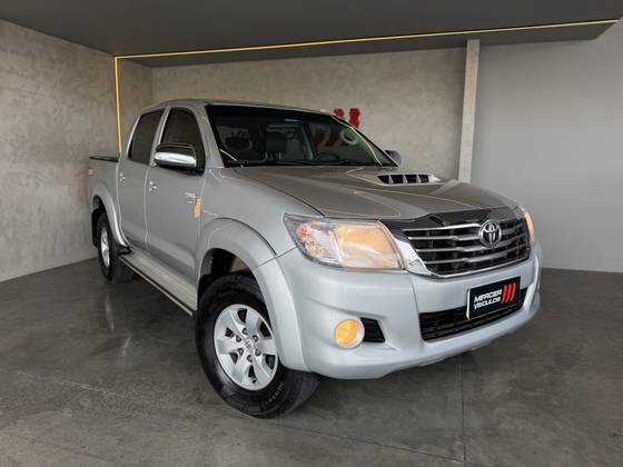TOYOTA HILUX 3.0 SRV 4X4 CD 16V TURBO INTERCOOLER DIESEL 4P AUTOMÁTICO