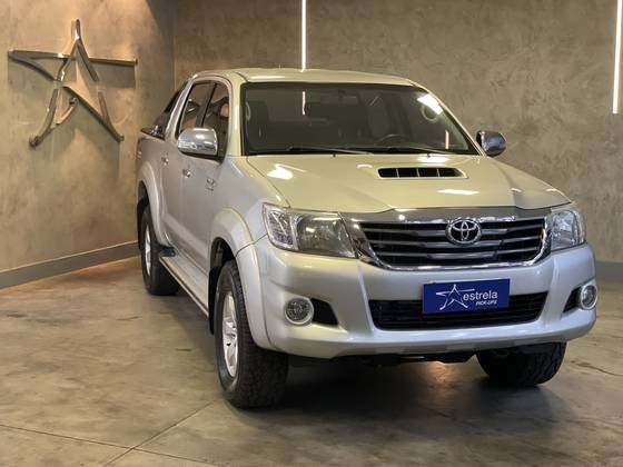 TOYOTA HILUX 3.0 SRV 4X4 CD 16V TURBO INTERCOOLER DIESEL 4P AUTOMÁTICO