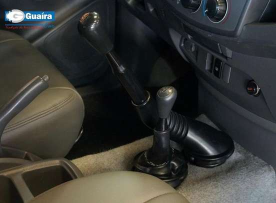 TOYOTA-HILUX-2012