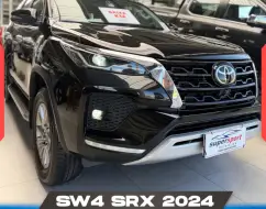 TOYOTA HILUX SW4 2.8 D-4D TURBO DIESEL SRX 4X4 AUTOMÁTICO TOYOTA HILUX SW4 2.8 D-4D TURBO DIESEL SRX 4X4 AUTOMÁTICO