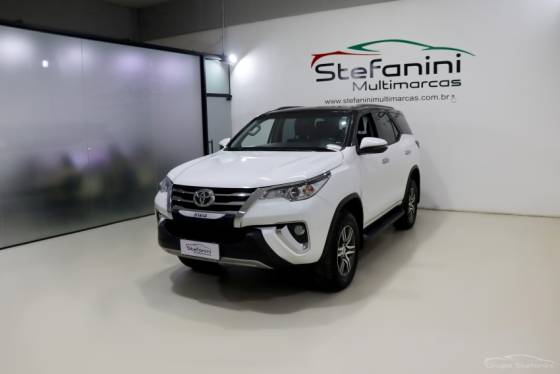 TOYOTA HILUX SW4 2.7 SRV 7 LUGARES 4X2 16V FLEX 4P AUTOMÁTICO