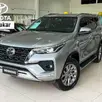 TOYOTA HILUX SW4 2.8 D-4D TURBO DIESEL SRX 7L 4X4 AUTOMÁTICO TOYOTA HILUX SW4 2.8 D-4D TURBO DIESEL SRX 7L 4X4 AUTOMÁTICO