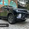 TOYOTA HILUX SW4 2.8 D-4D TURBO DIESEL SRX PLATINUM 7L 4X4 AUTOMÁTICO TOYOTA HILUX SW4 2.8 D-4D TURBO DIESEL SRX PLATINUM 7L 4X4 AUTOMÁTICO