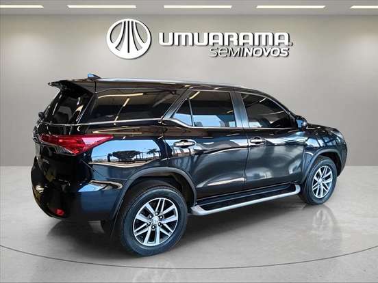 TOYOTA-HILUX SW4-2019