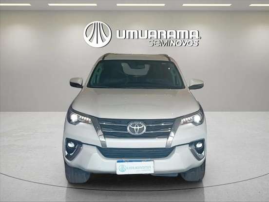 TOYOTA-HILUX SW4-2018