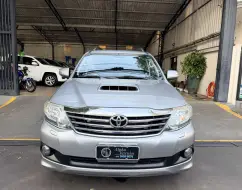 TOYOTA HILUX SW4 3.0 SRV 4X4 7 LUGARES 16V TURBO INTERCOOLER DIESEL 4P AUTOMÁTICO TOYOTA HILUX SW4 3.0 SRV 4X4 7 LUGARES 16V TURBO INTERCOOLER DIESEL 4P AUTOMÁTICO