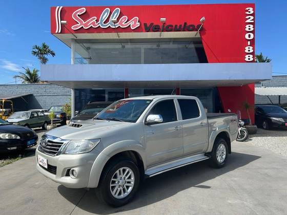 TOYOTA HILUX SW4 3.0 SRV 4X4 16V TURBO INTERCOOLER DIESEL 4P AUTOMÁTICO