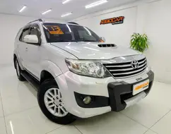 TOYOTA HILUX SW4 3.0 SRV 4X4 16V TURBO INTERCOOLER DIESEL 4P AUTOMÁTICO TOYOTA HILUX SW4 3.0 SRV 4X4 16V TURBO INTERCOOLER DIESEL 4P AUTOMÁTICO