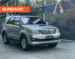 TOYOTA HILUX SW4 3.0 SRV 4X4 16V TURBO INTERCOOLER DIESEL 4P AUTOMÁTICO TOYOTA HILUX SW4 3.0 SRV 4X4 16V TURBO INTERCOOLER DIESEL 4P AUTOMÁTICO