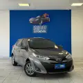 TOYOTA YARIS 1.3 16V FLEX XL PLUS TECH MULTIDRIVE TOYOTA YARIS 1.3 16V FLEX XL PLUS TECH MULTIDRIVE