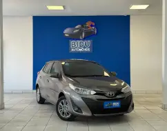 TOYOTA YARIS 1.3 16V FLEX XL PLUS TECH MULTIDRIVE TOYOTA YARIS 1.3 16V FLEX XL PLUS TECH MULTIDRIVE
