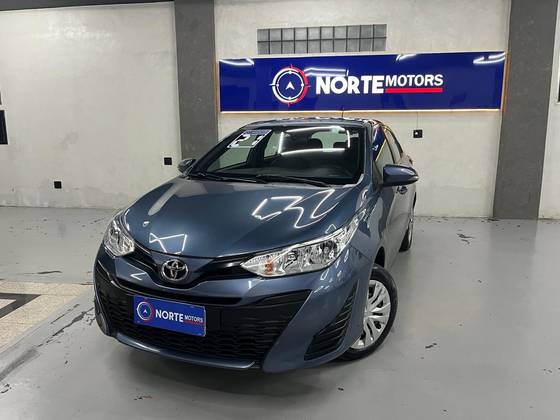 TOYOTA YARIS 1.3 16V FLEX XL LIVE MULTIDRIVE