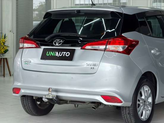 TOYOTA-YARIS-2018