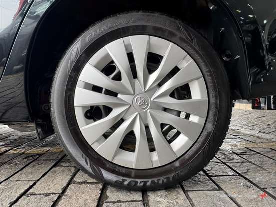 TOYOTA-YARIS-2024