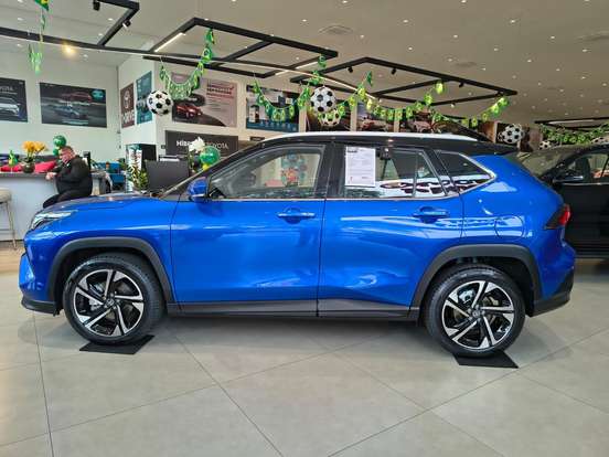TOYOTA-YARIS CROSS-2026