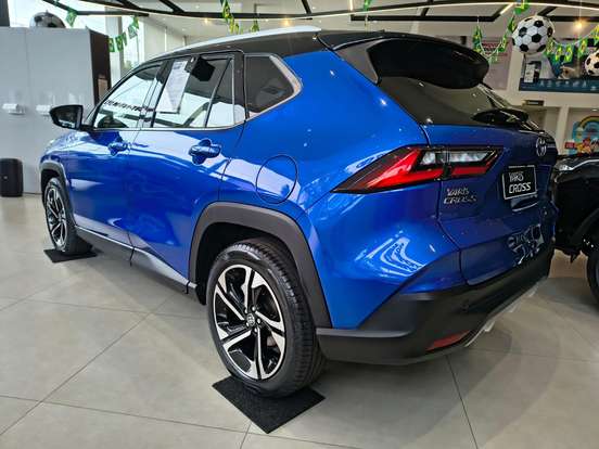 TOYOTA-YARIS CROSS-2026